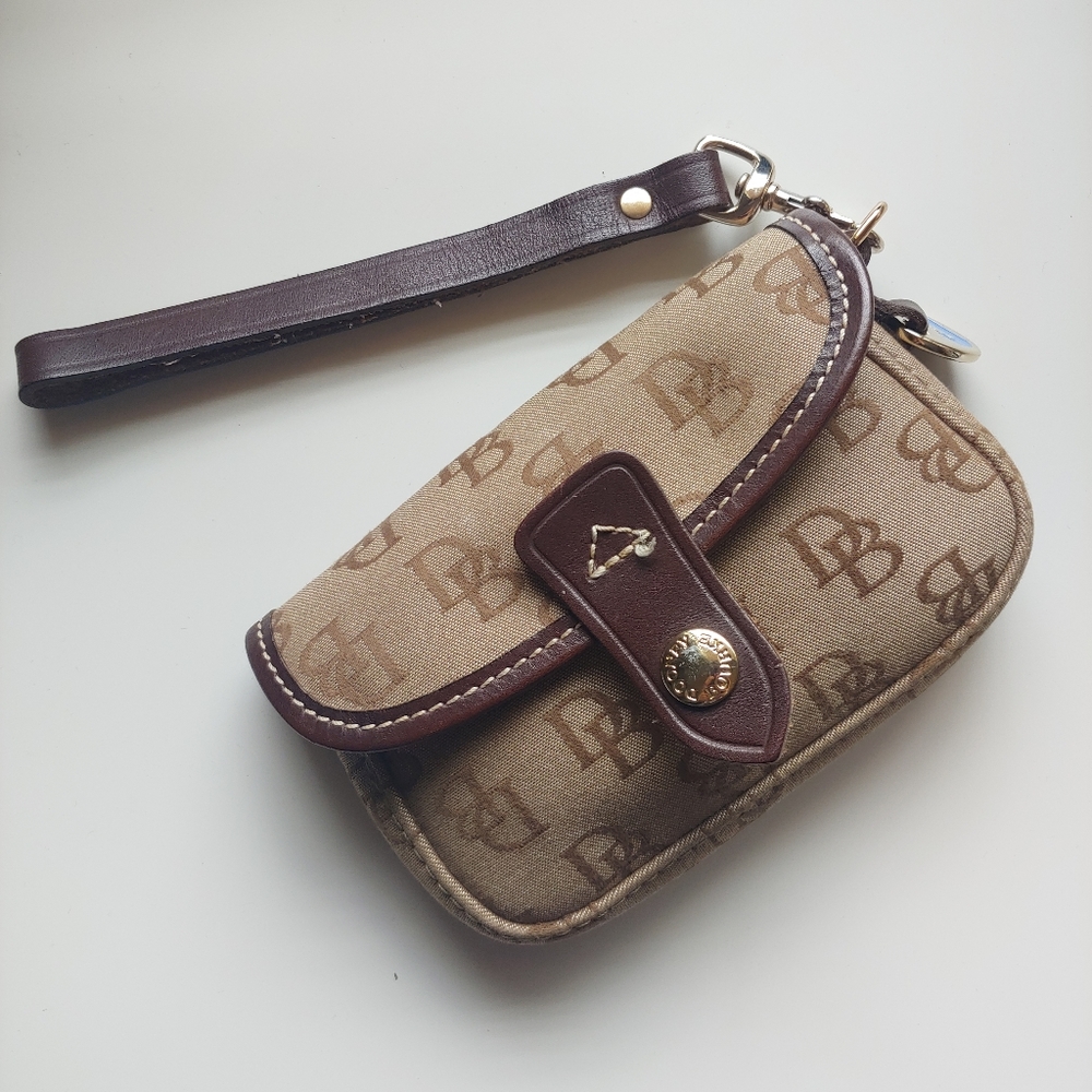 SOLD - Dooney & Bourke Wristlet - Picture 2 of 8